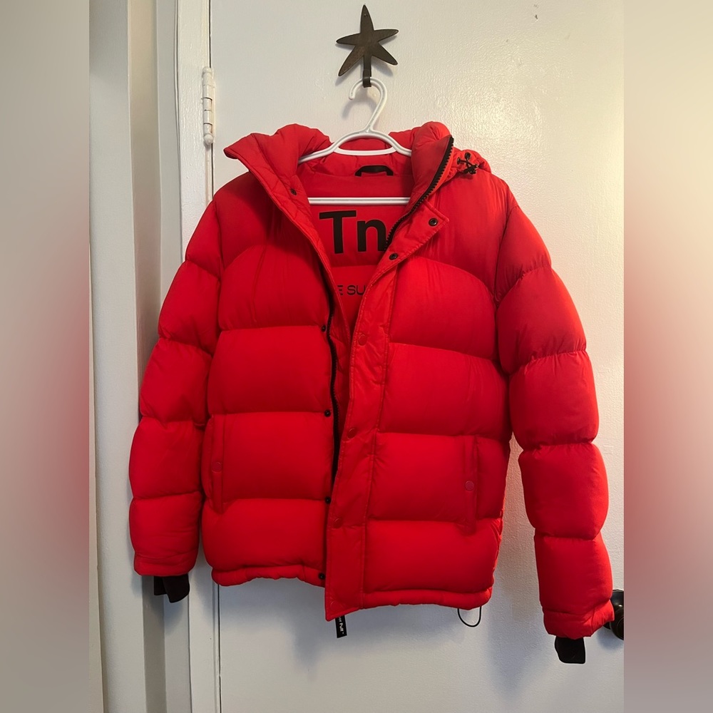 SUPERPUFF RED MIDI MEDIUM RED PUFFER DOWN COAT ARITZIA SUPER WORLD JACKET